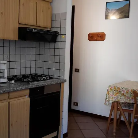 Appartamenti Raineri Domaso Exterior photo